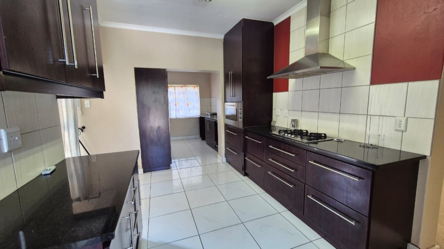 4 Bedroom Property for Sale in Bergsig Eastern Cape